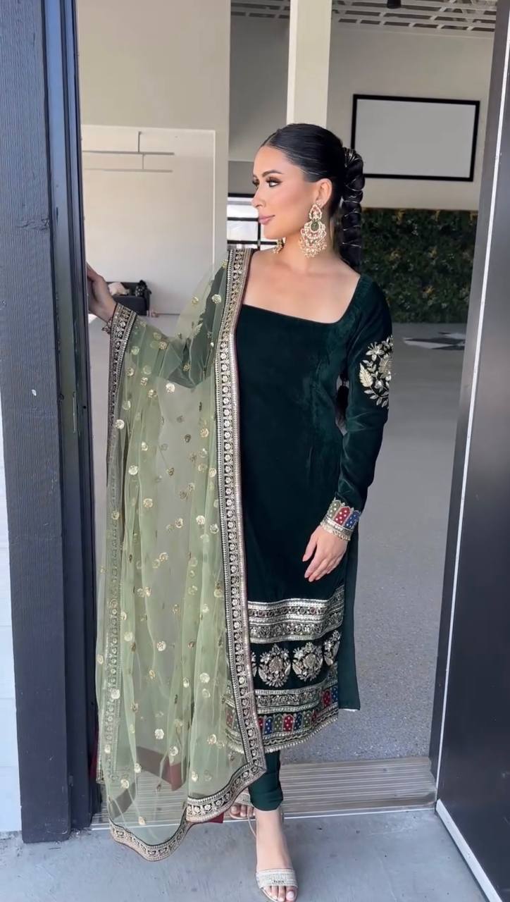 Regal Emerald Velvet Trouser Suit